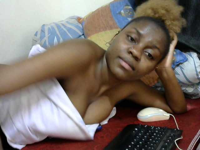 Live sex webcam photo for Lovelikethiso #272372083