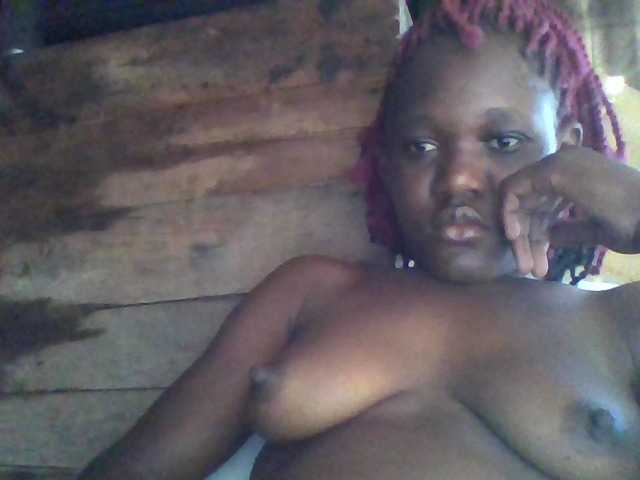 Live sex webcam photo for Lovely-Patience #290367412