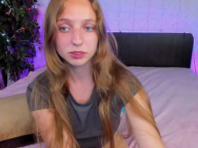 Live sex webcam photo for Lovely-Sofia18 #275592012
