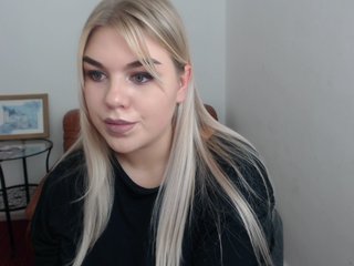 Live sex webcam photo for Lovely-peach #196357009