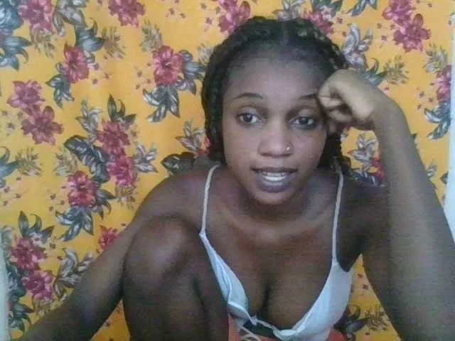 Live sex webcam photo for LovelyBlackGirl #292685023