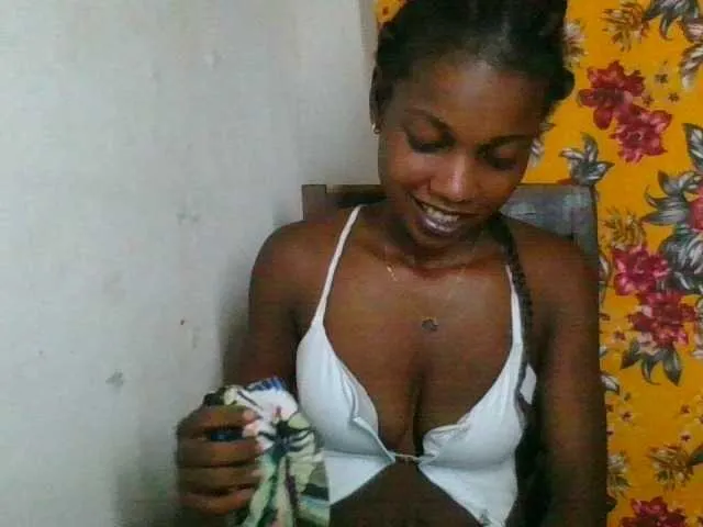 Live sex webcam photo for LovelyBlackGirl #292998998