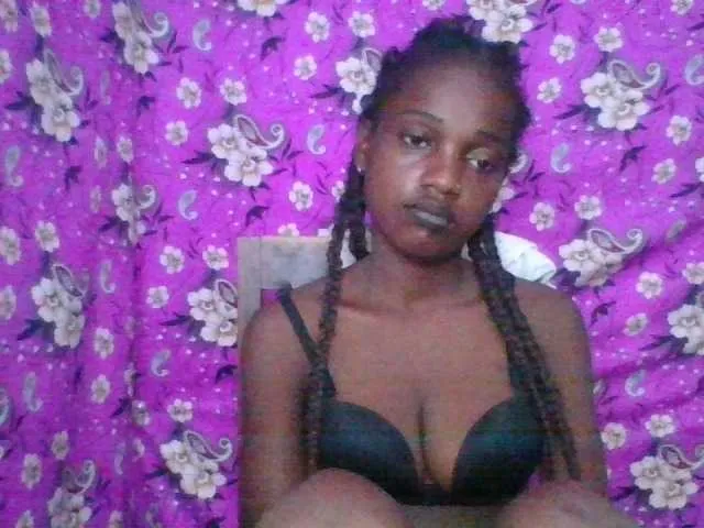 Live sex webcam photo for LovelyBlackGirl #293362003
