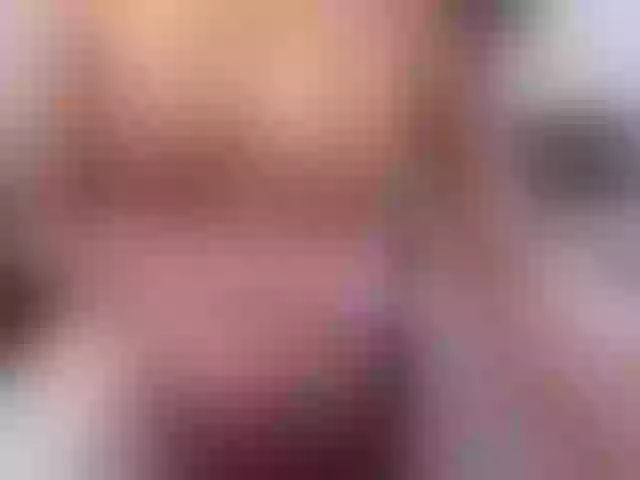 Live sex webcam photo for LovelyBrownie #273434631