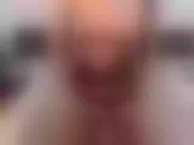 Live sex webcam photo for LovelyBrownie #273965418