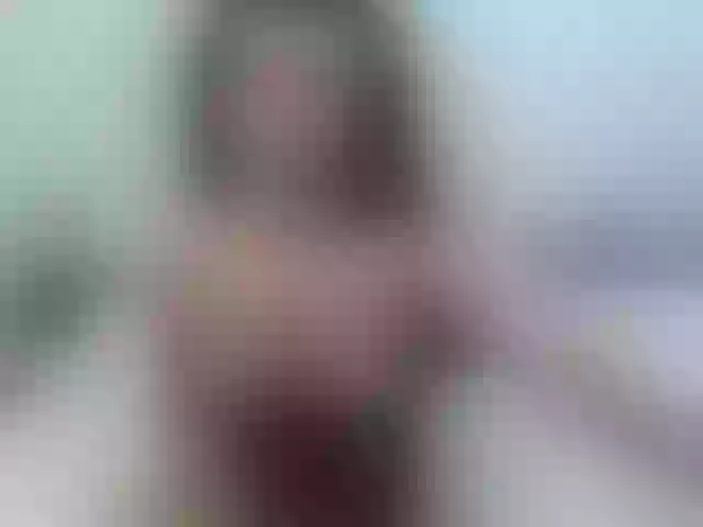 Live sex webcam photo for LovelyBrownie #277222061