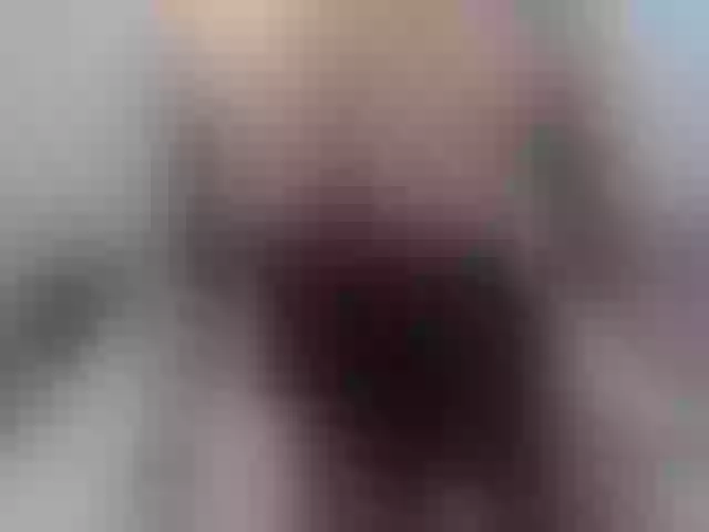 Live sex webcam photo for LovelyBrownie #277541420