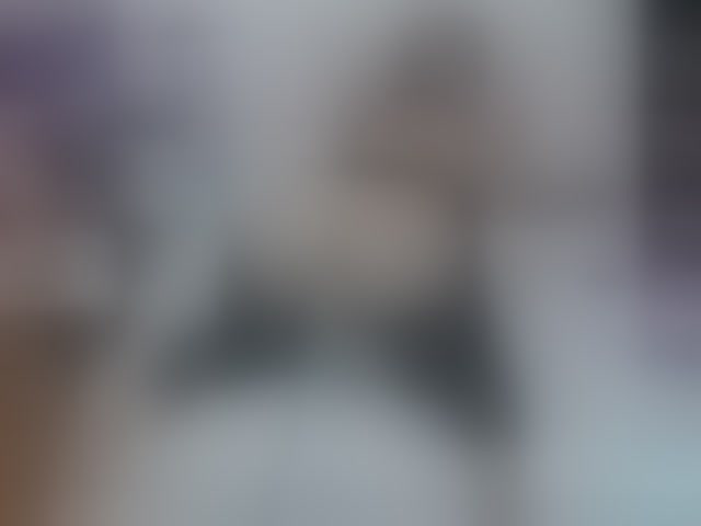 Live sex webcam photo for LovelyJessyca #294027474