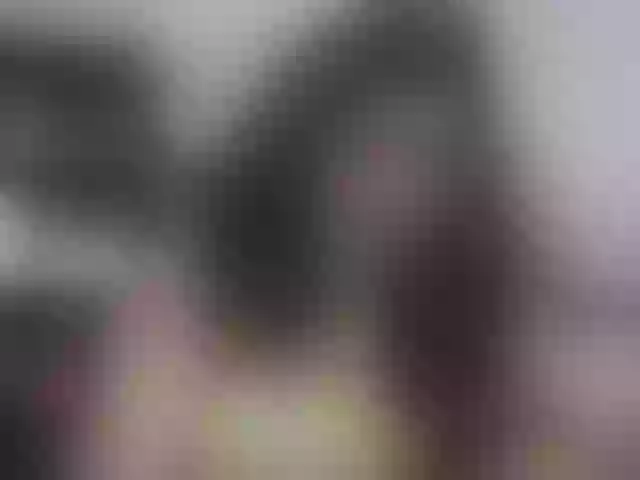 Live sex webcam photo for LovelyShaxxx3 #291993905