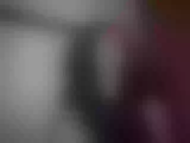 Live sex webcam photo for LovelyShaxxx3 #292186392