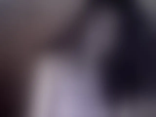 Live sex webcam photo for LovelyShaxxx3 #292472248