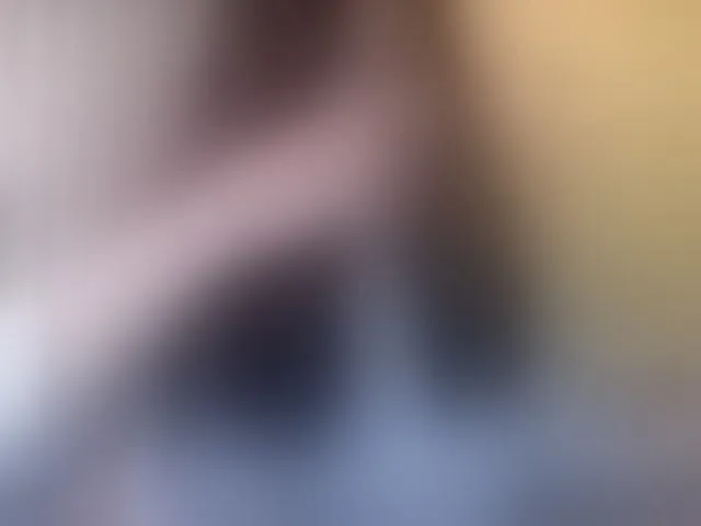 Live sex webcam photo for LovelyShaxxx3 #292825689