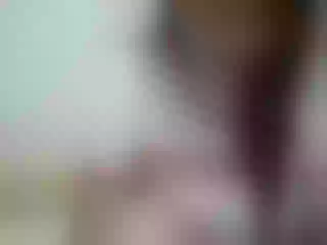 Live sex webcam photo for LovelyYna #292077548