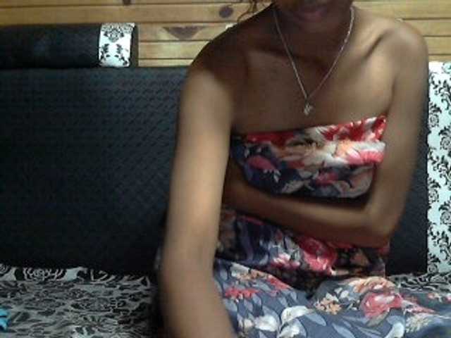 Live sex webcam photo for Lovelymims #276313448