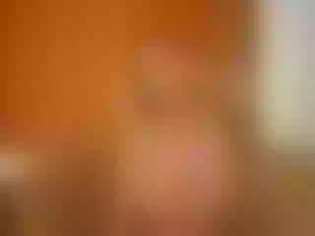 Live sex webcam photo for LovingBlondie #278115467
