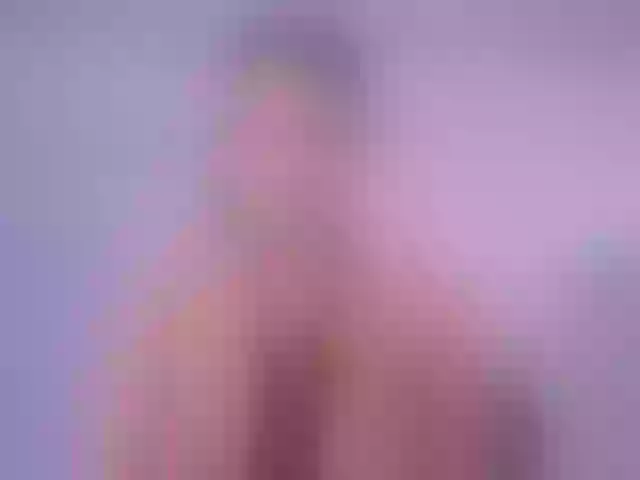 Live sex webcam photo for LovingBlondie #290465917