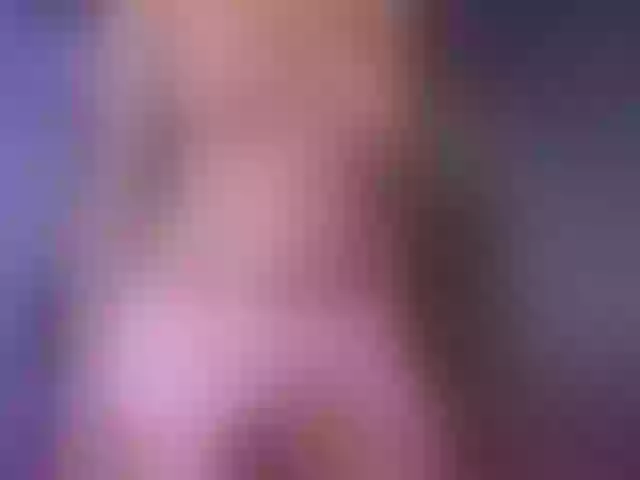 Live sex webcam photo for LovingBlondie #291776417