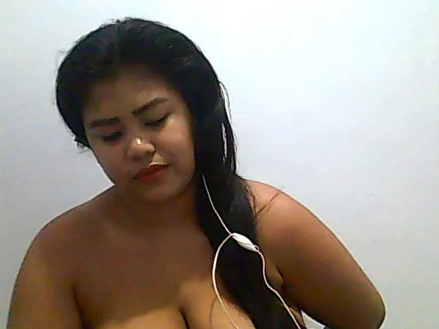 Live sex webcam photo for LovingMe89 #276259363