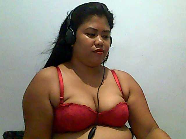 Live sex webcam photo for LovingMe89 #276682518