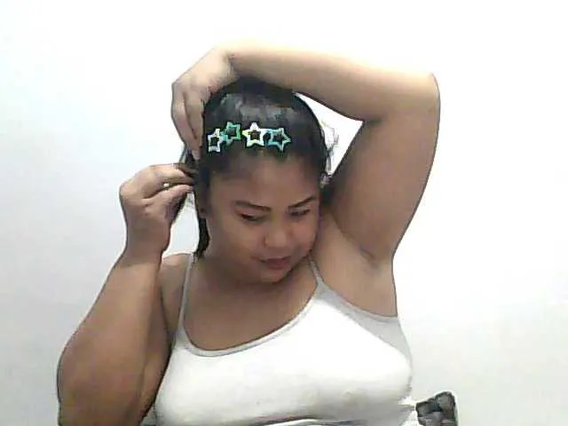 Live sex webcam photo for LovingMe89 #277033873