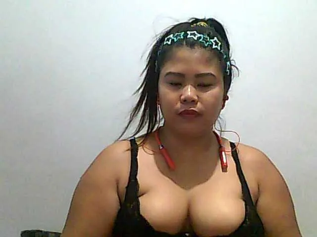 Live sex webcam photo for LovingMe89 #277064124