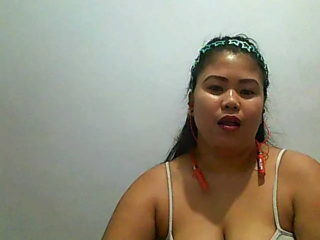 Live sex webcam photo for LovingMe89 #277083656