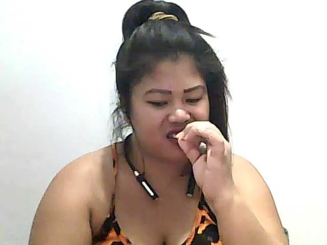 Live sex webcam photo for LovingMe89 #277195383