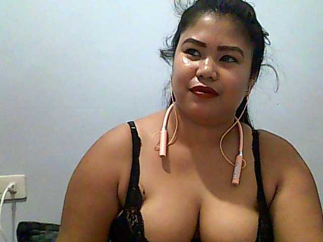 Live sex webcam photo for LovingMe89 #277442255