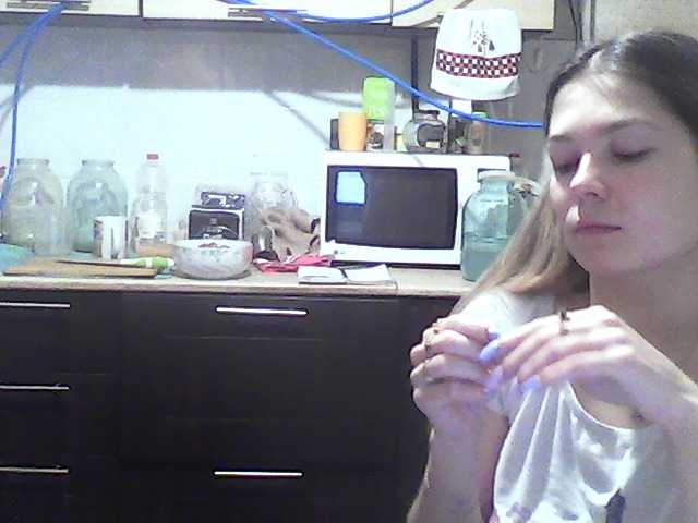 Live sex webcam photo for Lowenbrau3189 #272878182