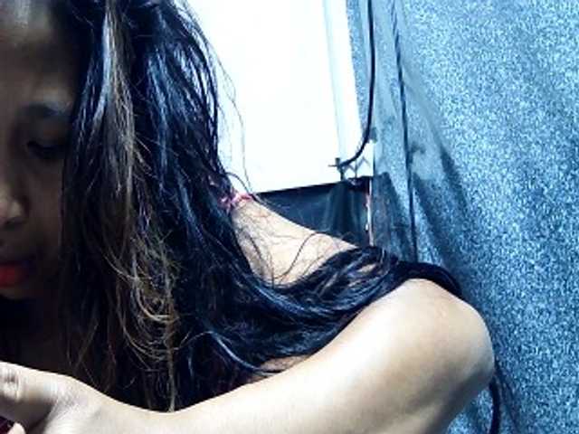 Live sex webcam photo for Loyenne #272413422