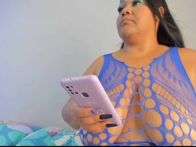 Live sex webcam photo for Luana-wilding #291955923