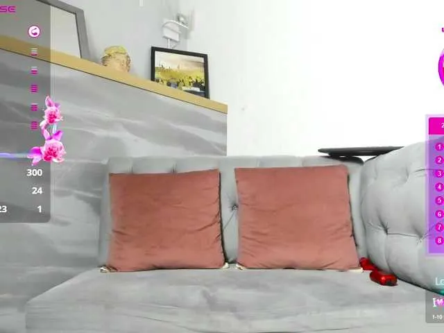 Live sex webcam photo for LuanaFranccesca #290797839