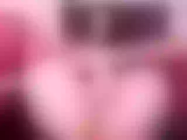 Live sex webcam photo for LuanaMarCielo #290350876