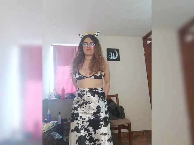 Live sex webcam photo for LuanaPowerful #293180071