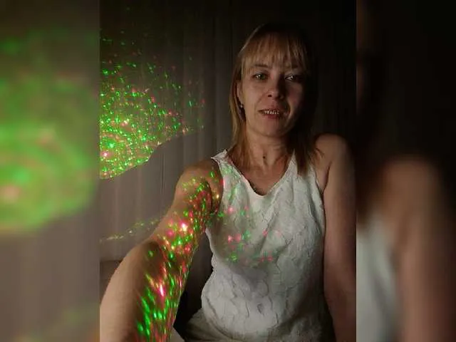 Live sex webcam photo for Lubim-ka #272067533
