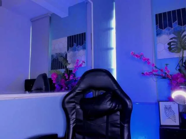 Live sex webcam photo for LucasCarterr #291312986
