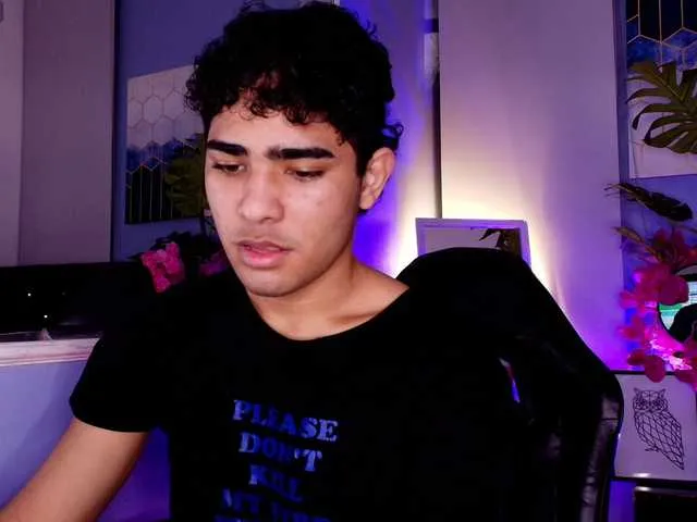 Live sex webcam photo for LucasCarterr #291499387