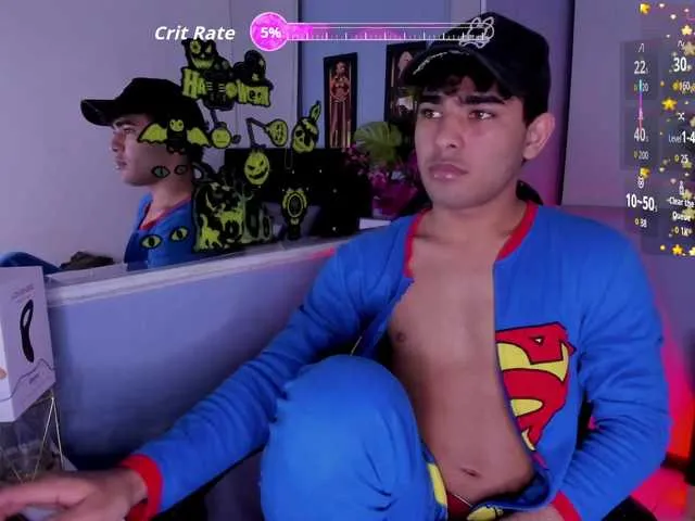 Live sex webcam photo for LucasCarterr #292119324