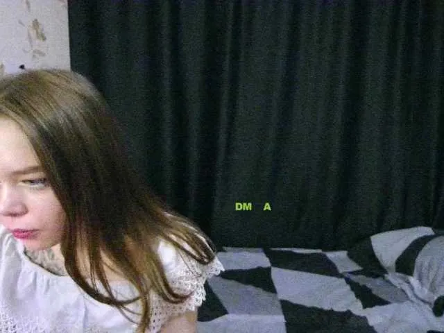 Live sex webcam photo for LucasVivia #277537888