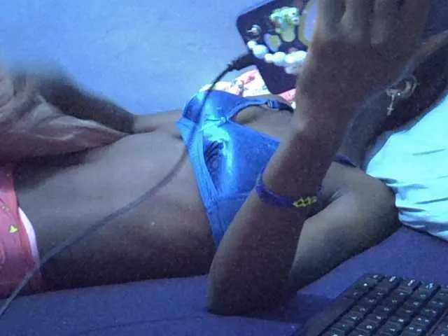 Live sex webcam photo for Luci-anna #293297890