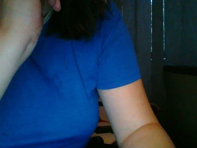 Live sex webcam photo for Luci22 #290973093