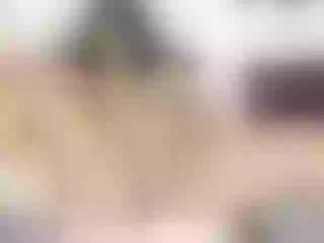 Live sex webcam photo for Lucia-deepthroat #277343599