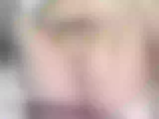 Live sex webcam photo for Lucia-deepthroat #277914287