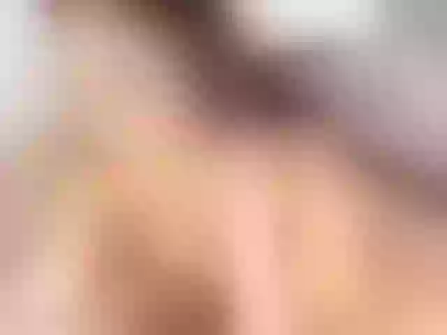 Live sex webcam photo for Lucia-deepthroat #290454597