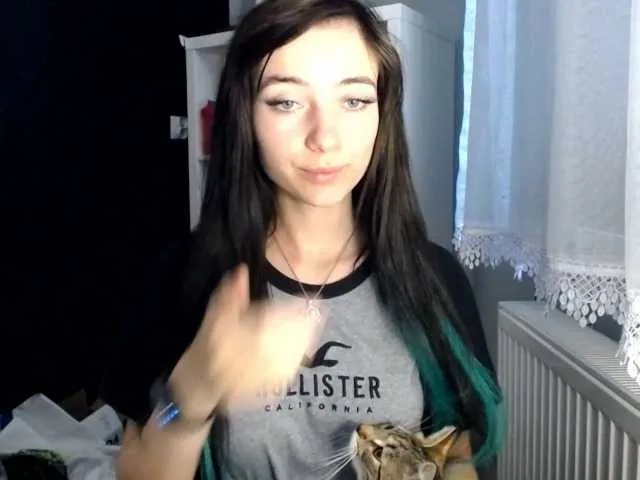 Live sex webcam photo for LuciaLovely #275838304