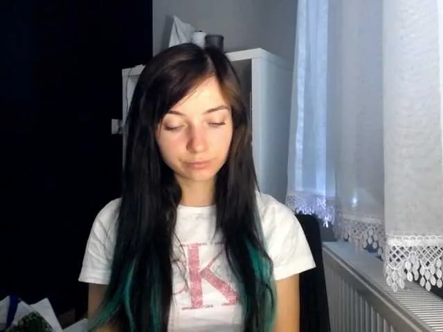 Live sex webcam photo for LuciaLovely #275938514