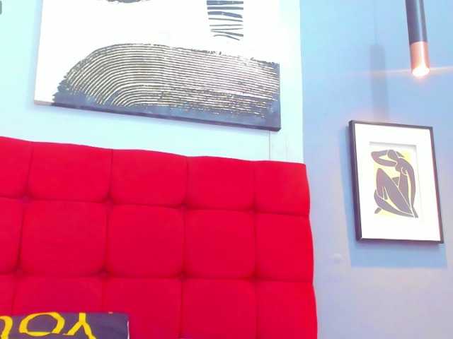 Live sex webcam photo for LuciaSpear #291887420