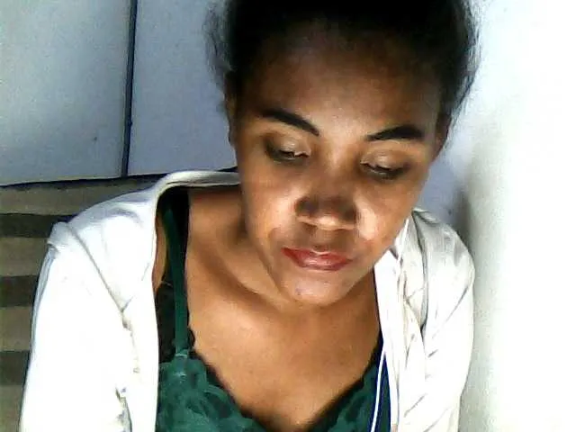 Live sex webcam photo for Luciahh #278255640