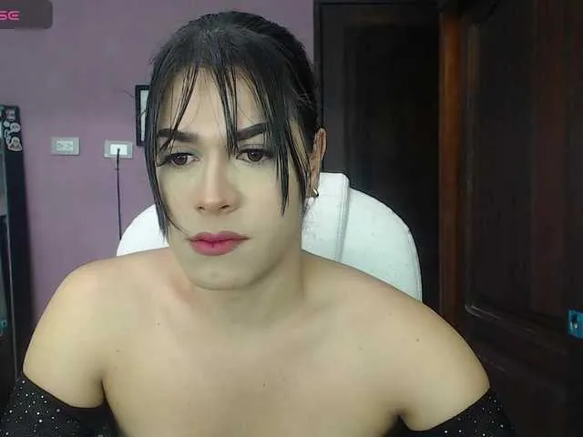 Live sex webcam photo for Luciana-Ortiz #290514679