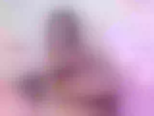 Live sex webcam photo for LucianaMorena #290945397